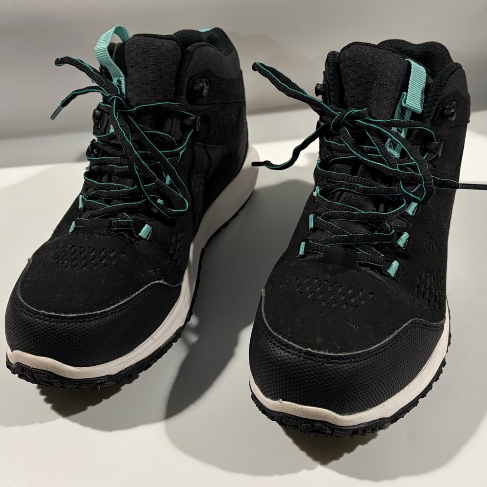 Northside Black High-Top‎ Hiking Sneakers